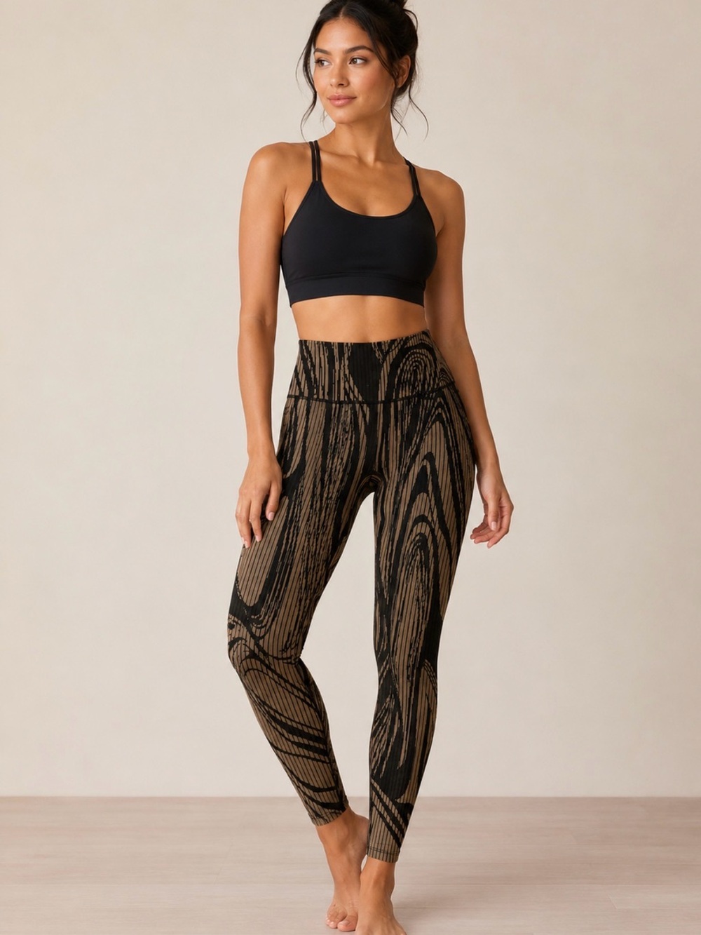 Sage Collective High-Rise Sculpting Leggings in Black & Brown